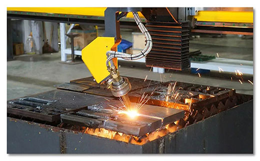 上海xk星空官网10米超长跨距无限回转数控坡口切割机调试